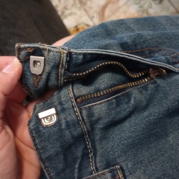 Jeans - Picture 6 of 6